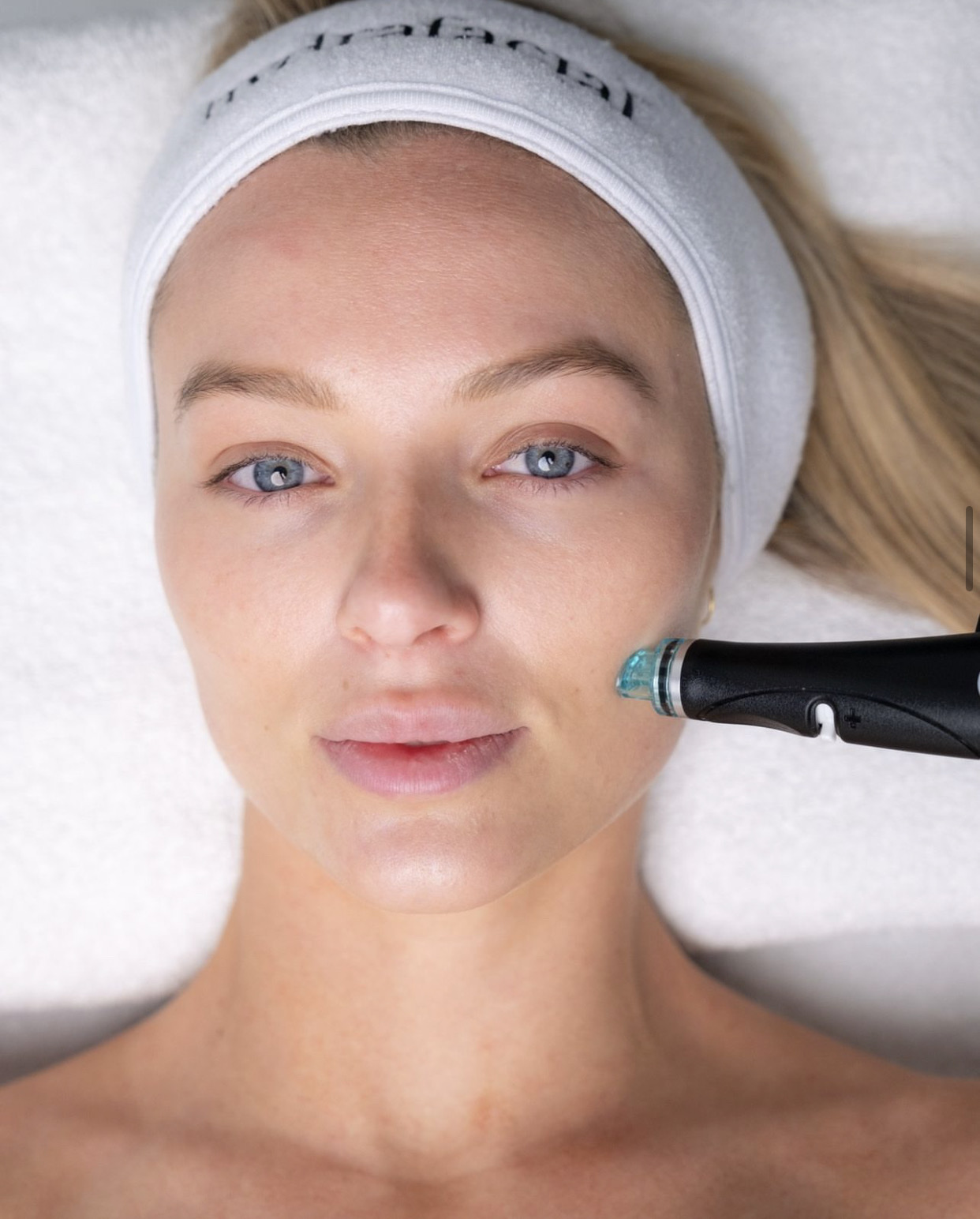 Tratamiento HydraFacial en The Facial Room, Solares